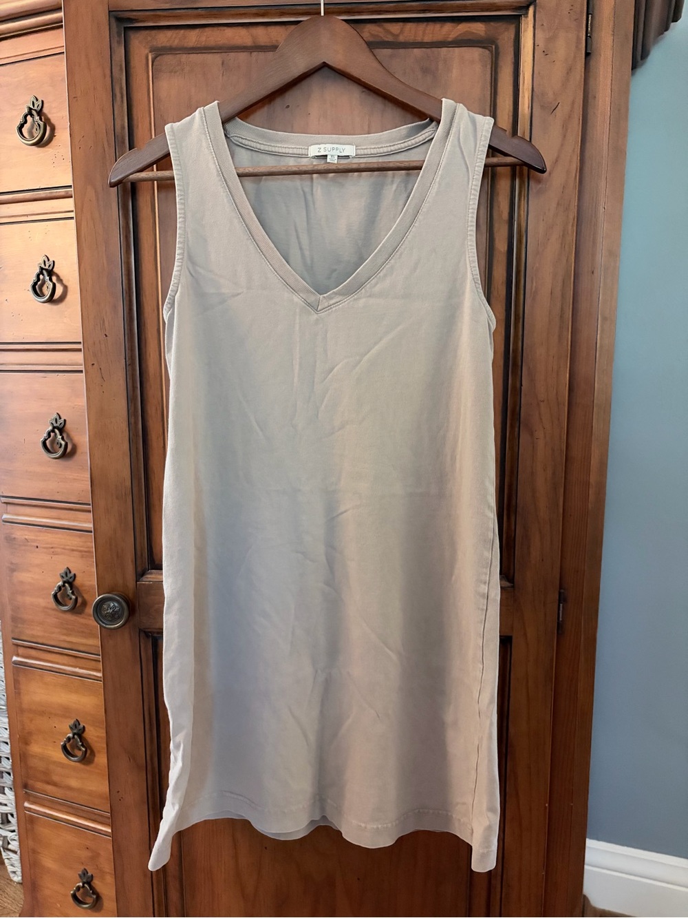Z Supply Women's Top in Light Taupe